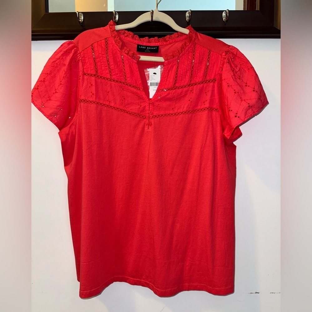 NWT Lane Bryant Eyelet & Knit Notch-Neck Top Size 14/16 Plus